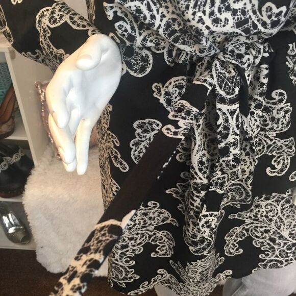 New! LILLA P Luxury  2 Layer shirt Dress - Picture 4 of 6